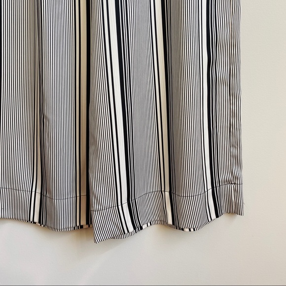 Victoria’s Secret wide leg highwaist pajama pants - Picture 4 of 7